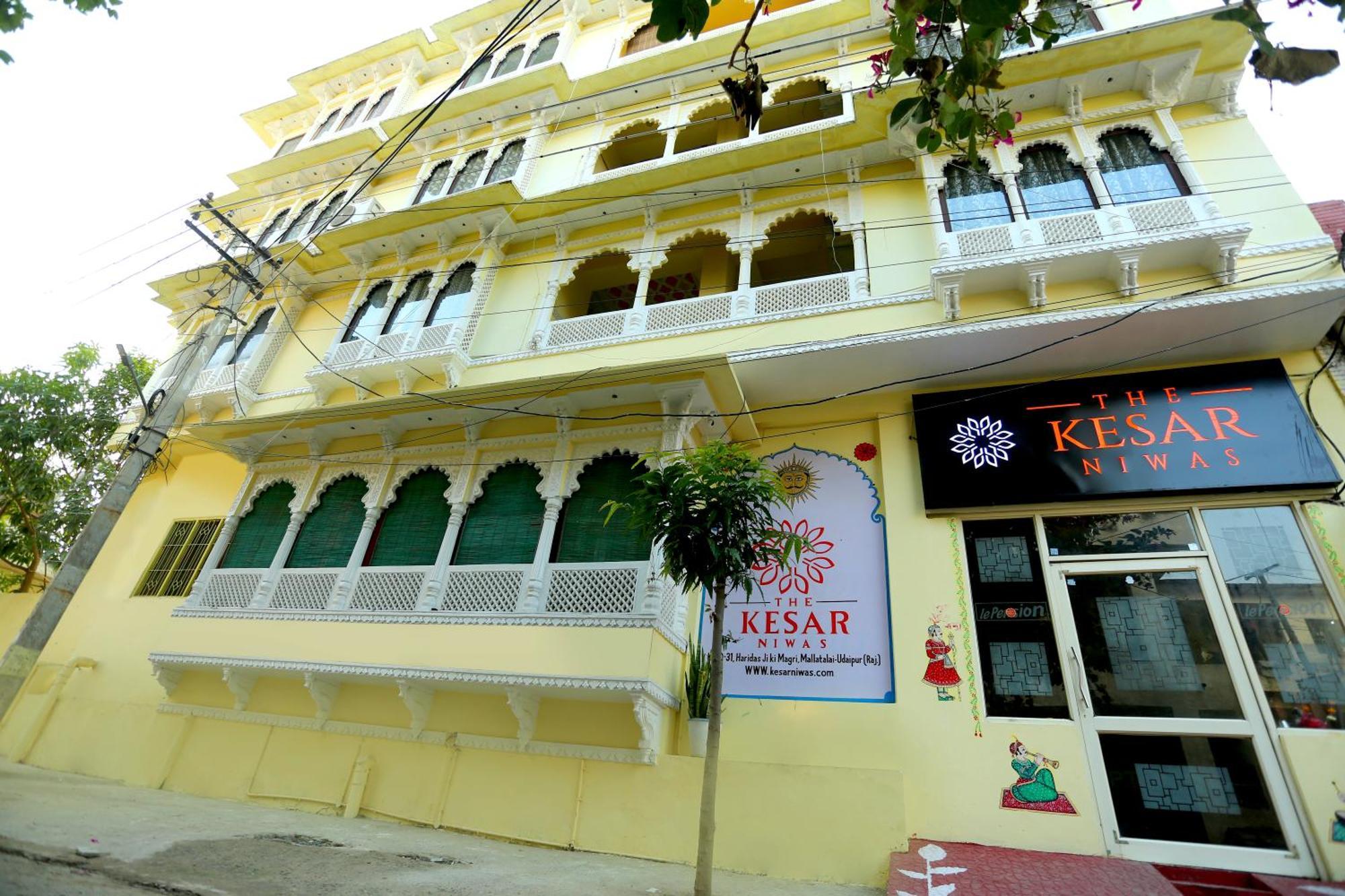 The Kesar Niwas Hotel Udaipur Bagian luar foto