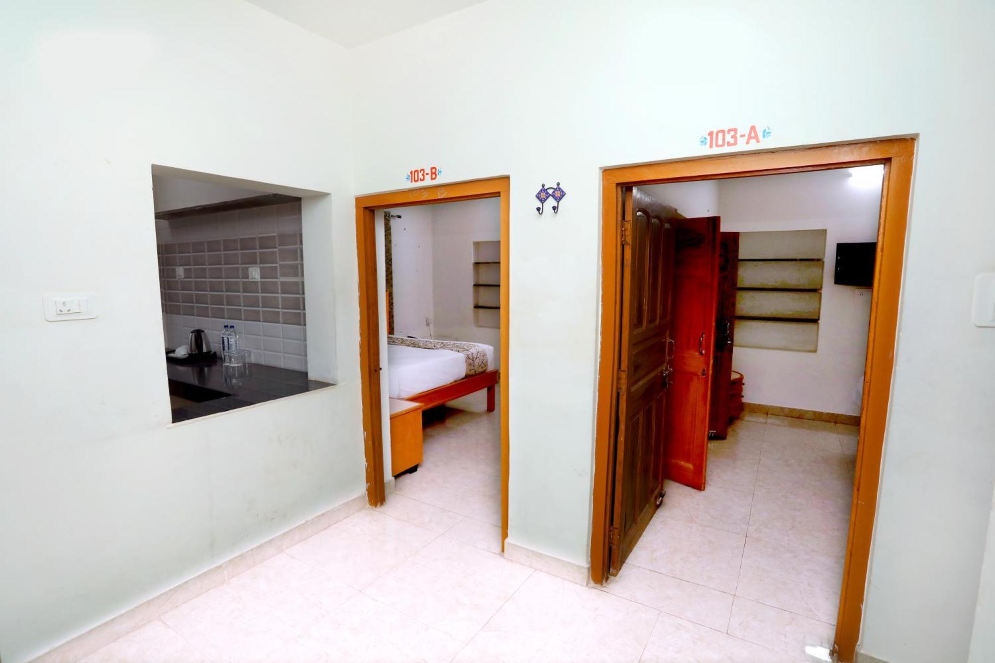 The Kesar Niwas Hotel Udaipur Bagian luar foto